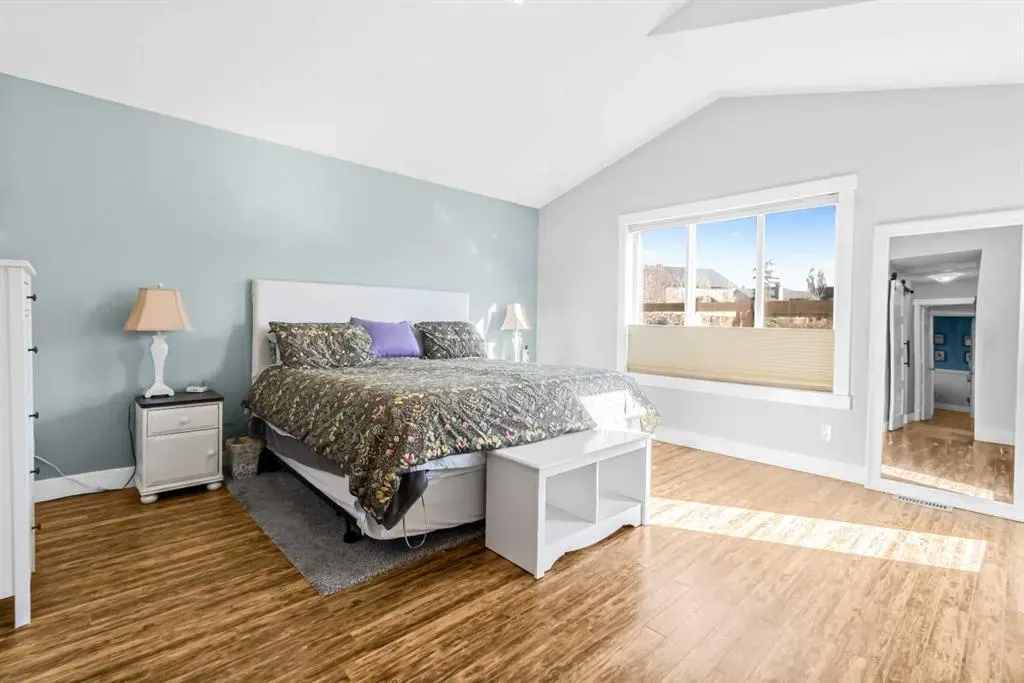 811 Boulder Creek Drive SE