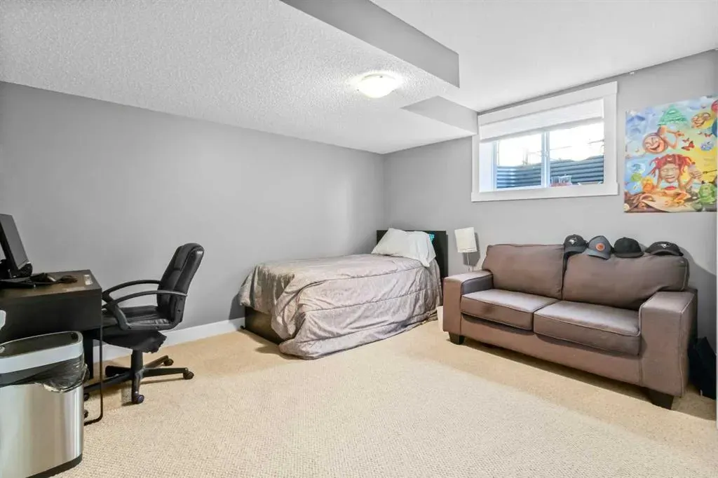 811 Boulder Creek Drive SE