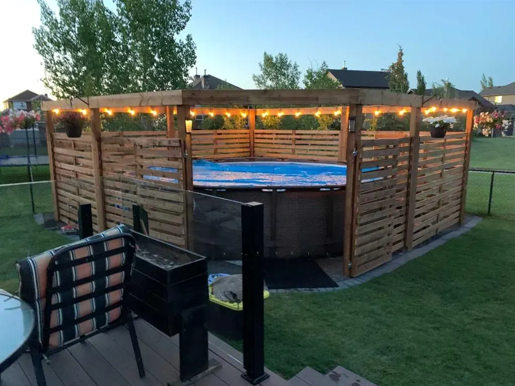 811 Boulder Creek Drive SE