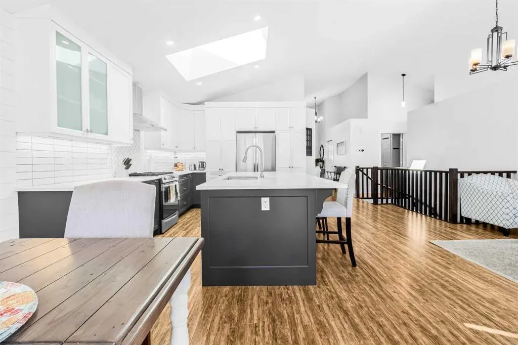 811 Boulder Creek Drive SE