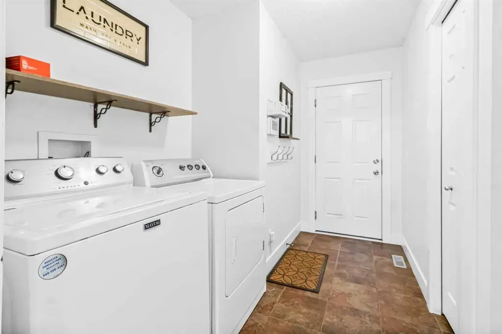 811 Boulder Creek Drive SE