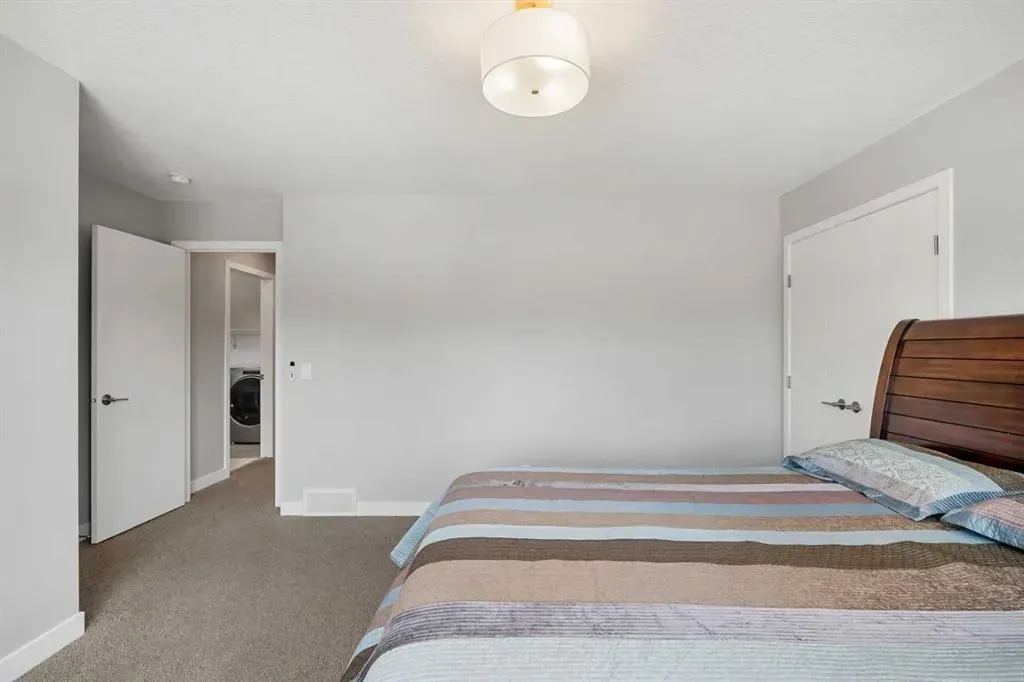 212 Magnolia Heath SE