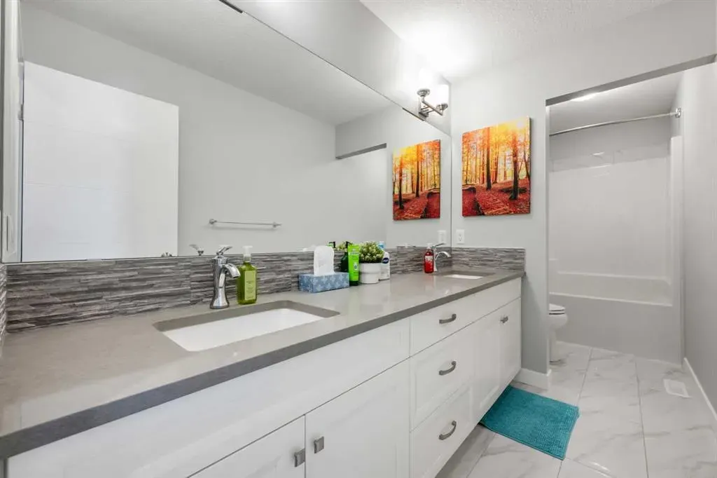 212 Magnolia Heath SE