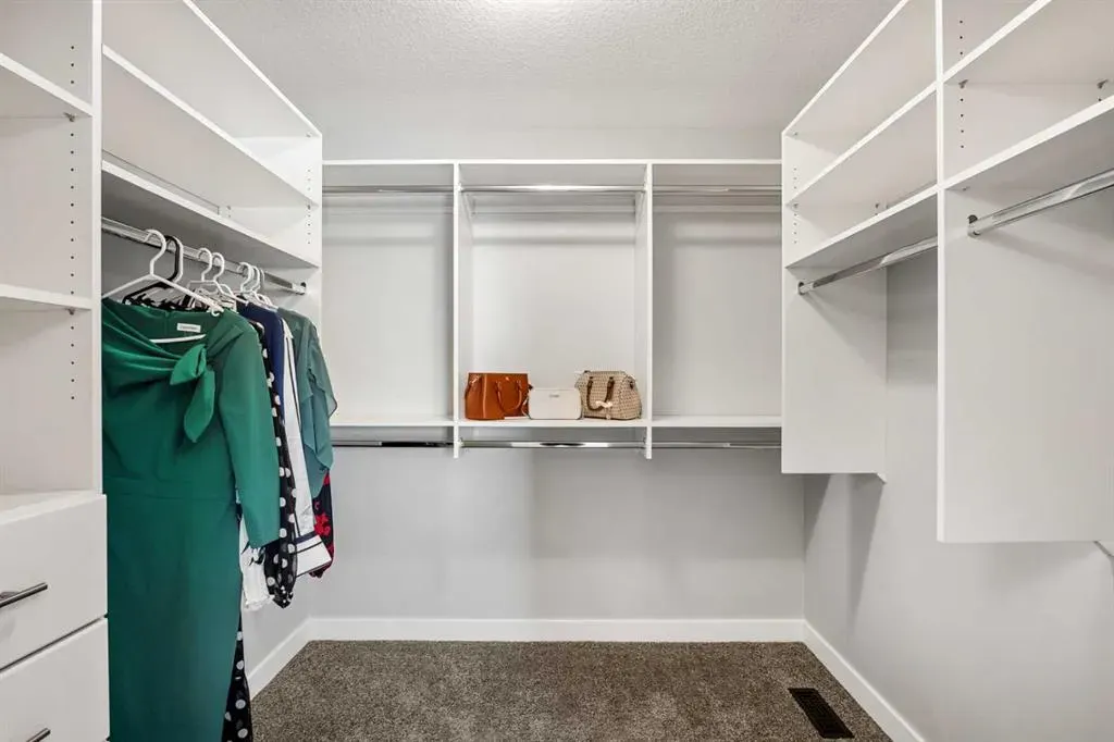 212 Magnolia Heath SE