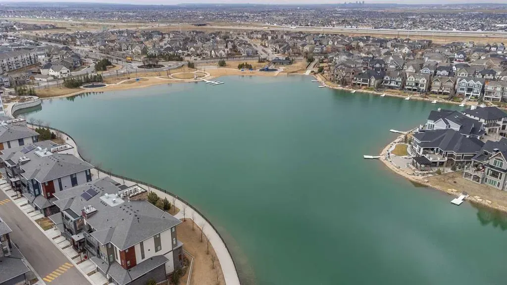 212 Magnolia Heath SE