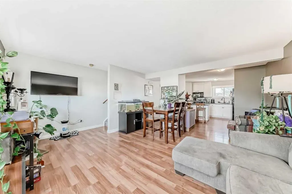 131 Templehill Drive NE, #17