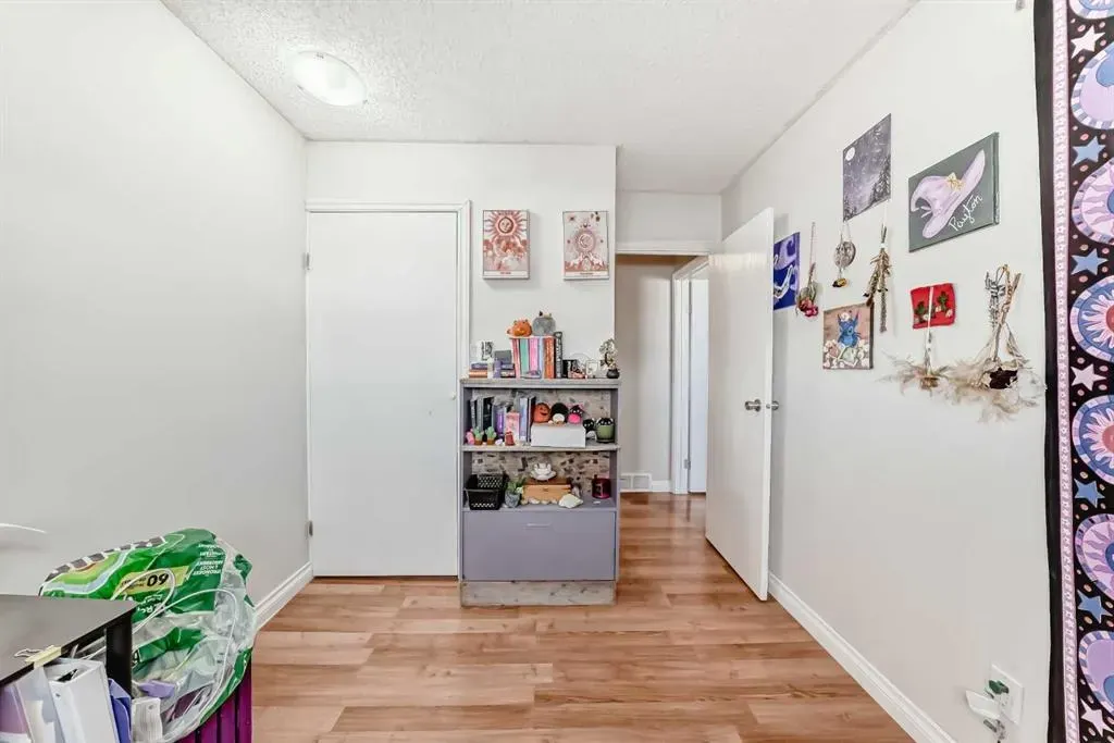 131 Templehill Drive NE, #17