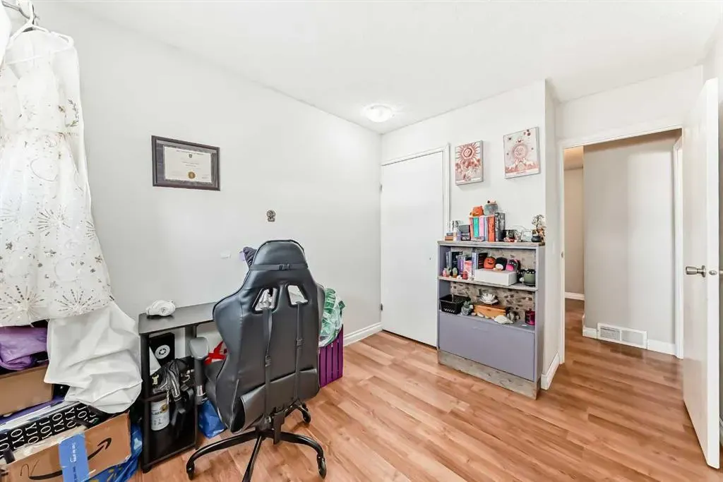 131 Templehill Drive NE, #17