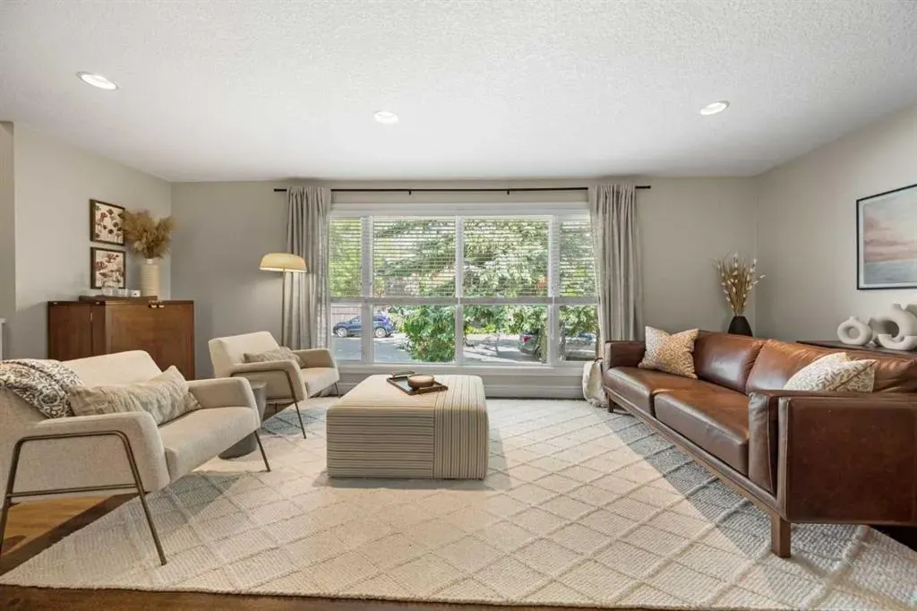 8027 Churchill Drive SW