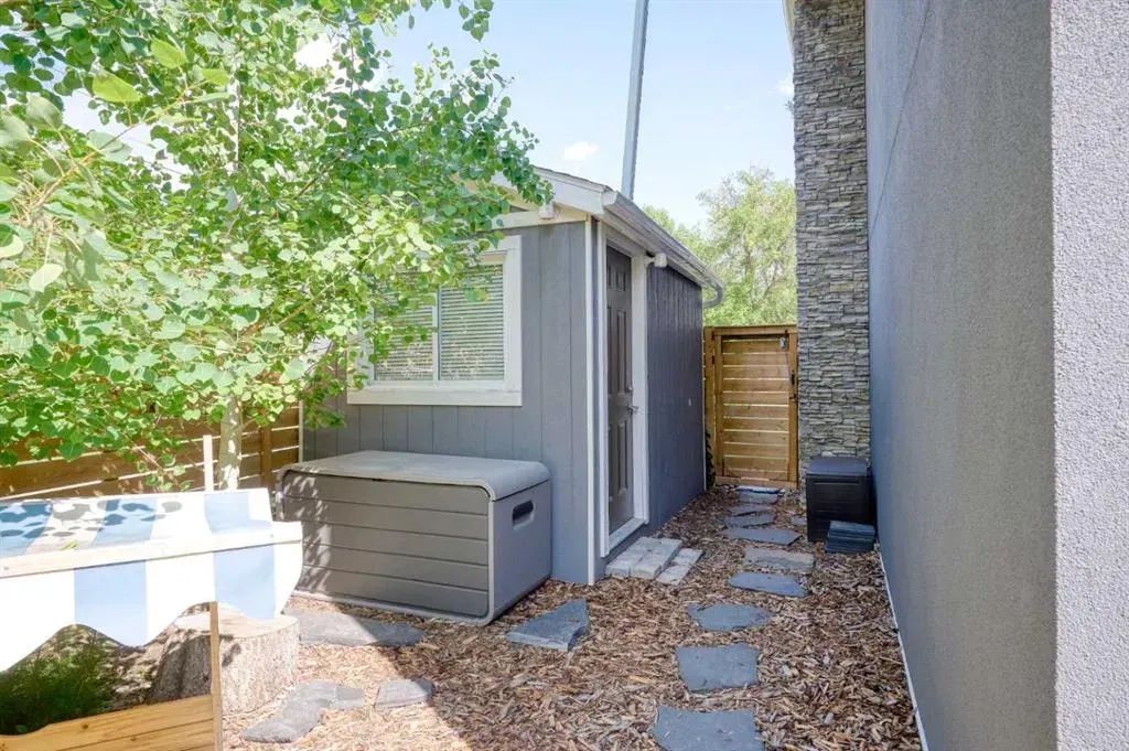 8027 Churchill Drive SW