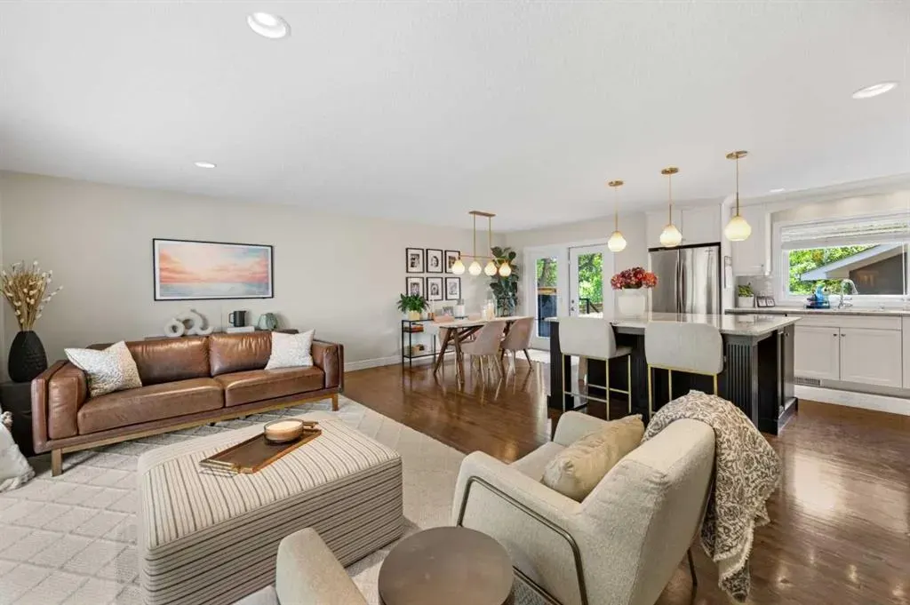 8027 Churchill Drive SW