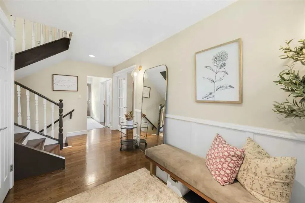 8027 Churchill Drive SW