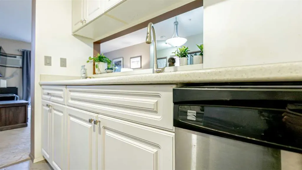 245 Red Deer Drive SW, #306