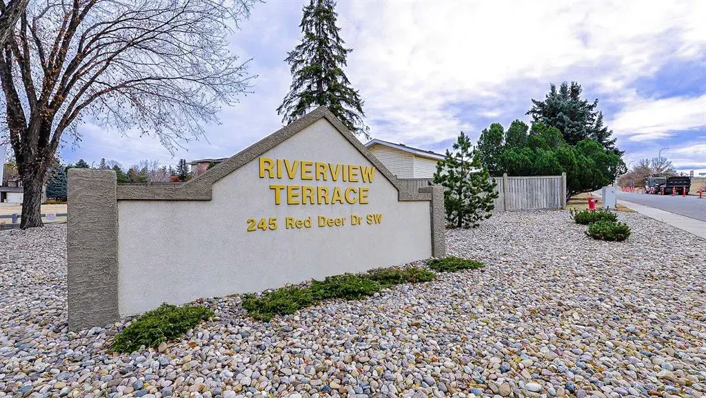 245 Red Deer Drive SW, #306