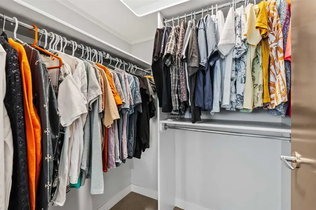 1720 12 Street SW, #105