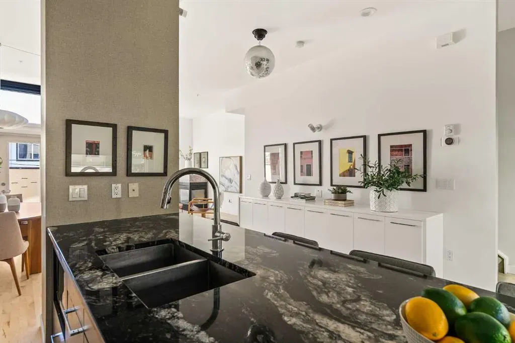 1720 12 Street SW, #105