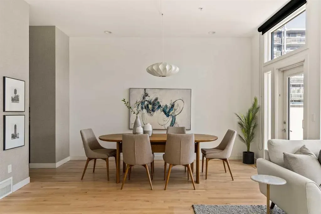 1720 12 Street SW, #105