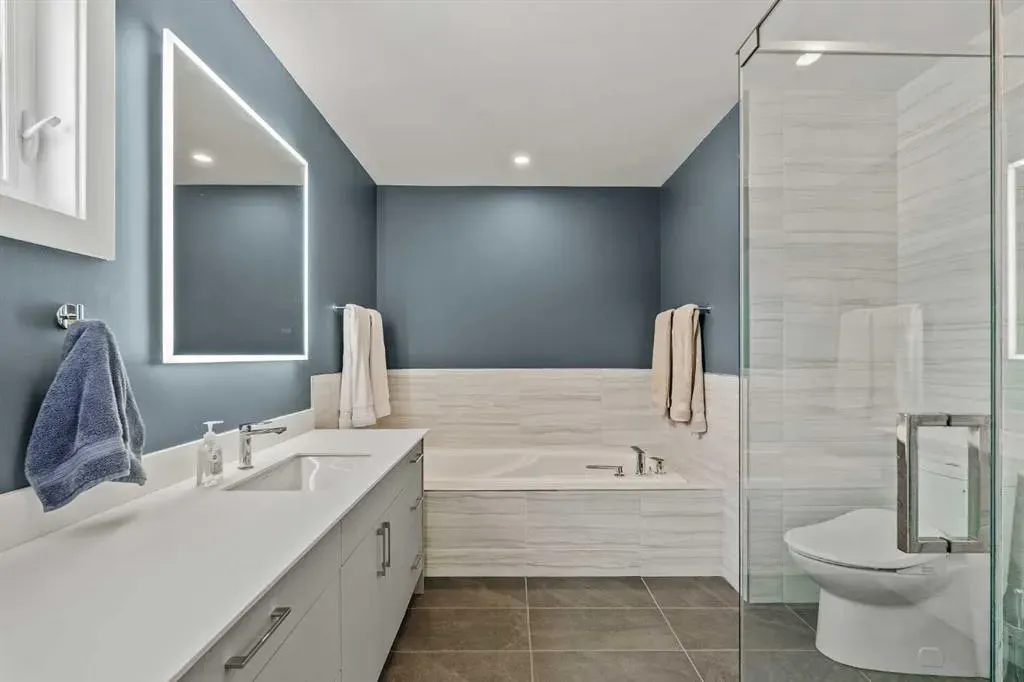 1720 12 Street SW, #105