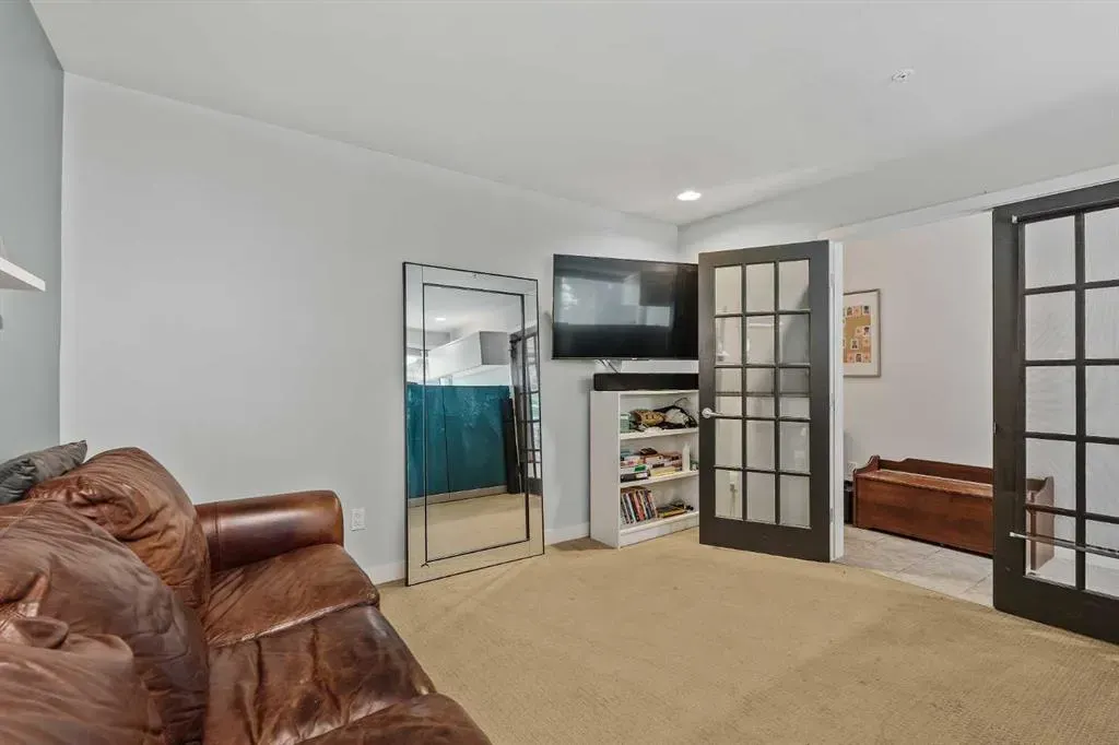 1720 12 Street SW, #105