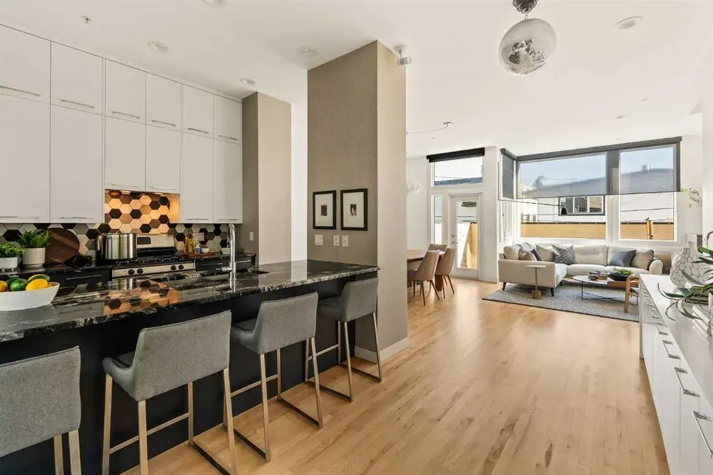 1720 12 Street SW, #105