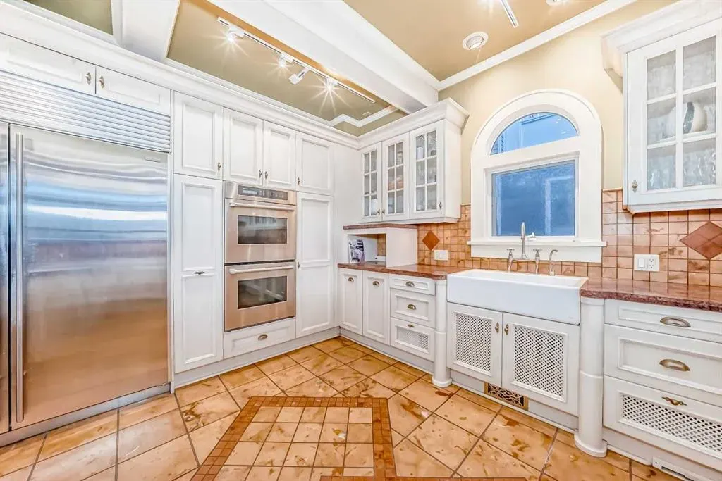 342 SUPERIOR Avenue SW