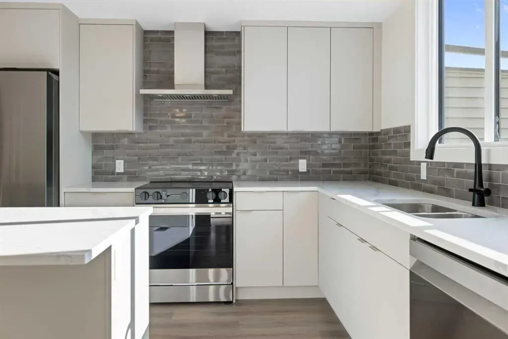 215 Belvedere Avenue SE