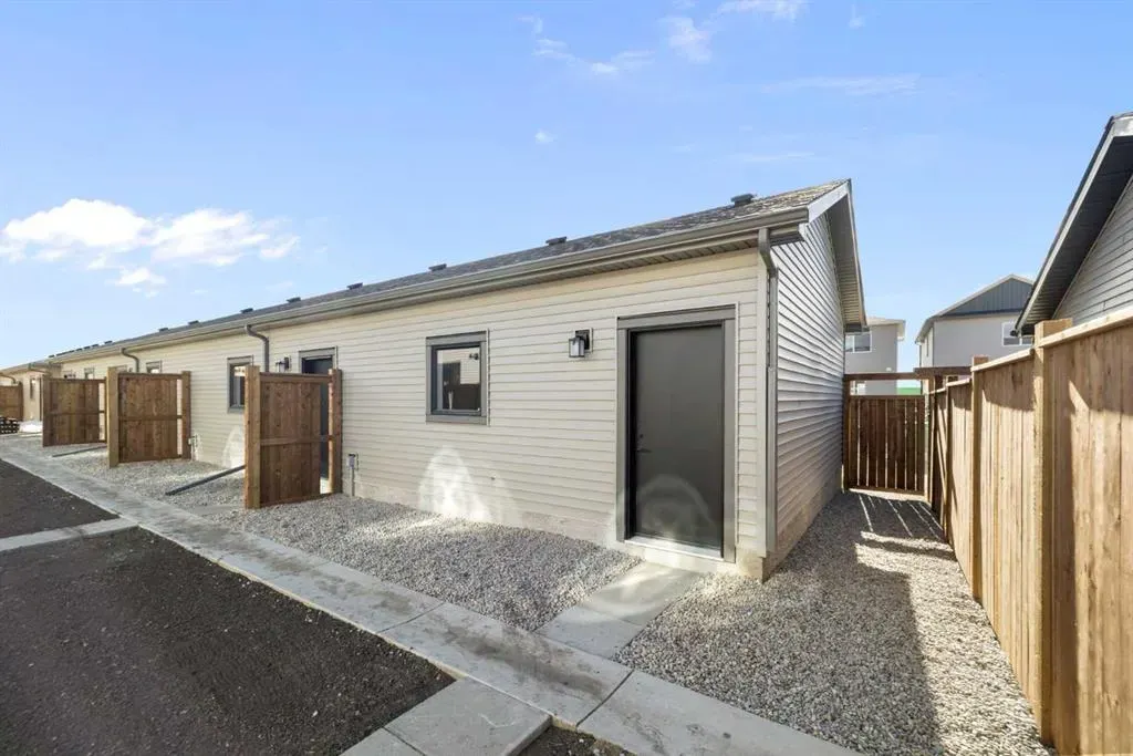 215 Belvedere Avenue SE