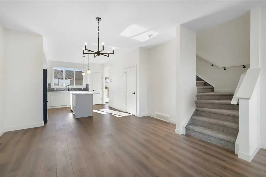 215 Belvedere Avenue SE