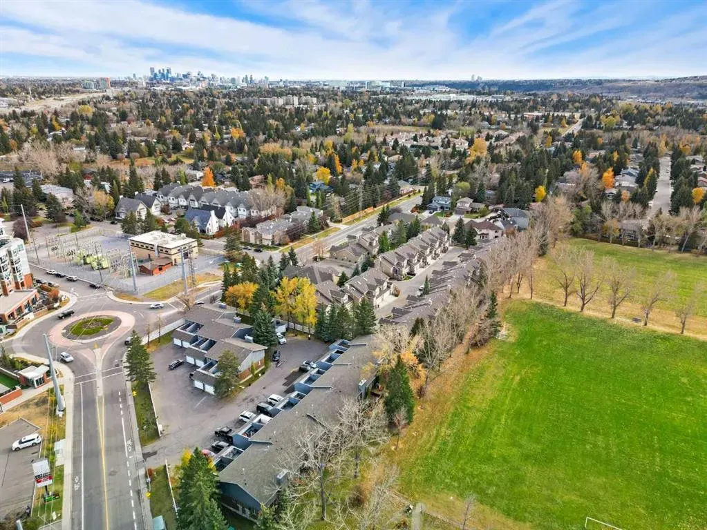 803 Varsity Estates Drive NW, #8