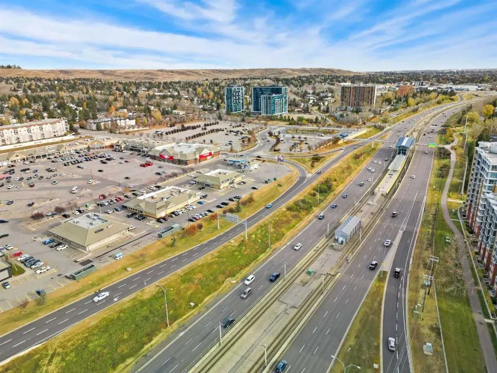 803 Varsity Estates Drive NW, #8