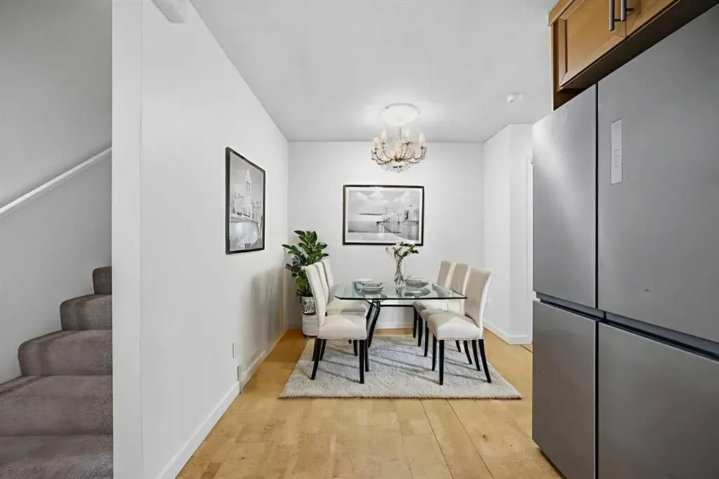 803 Varsity Estates Drive NW, #8