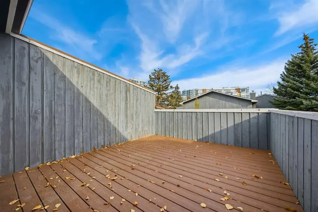 803 Varsity Estates Drive NW, #8