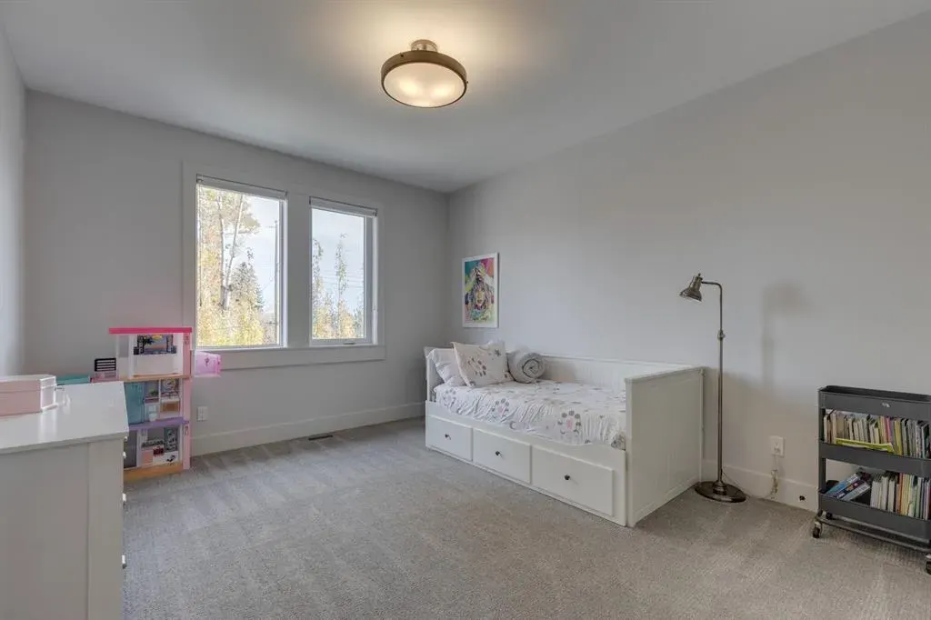 3312 Caribou Drive NW