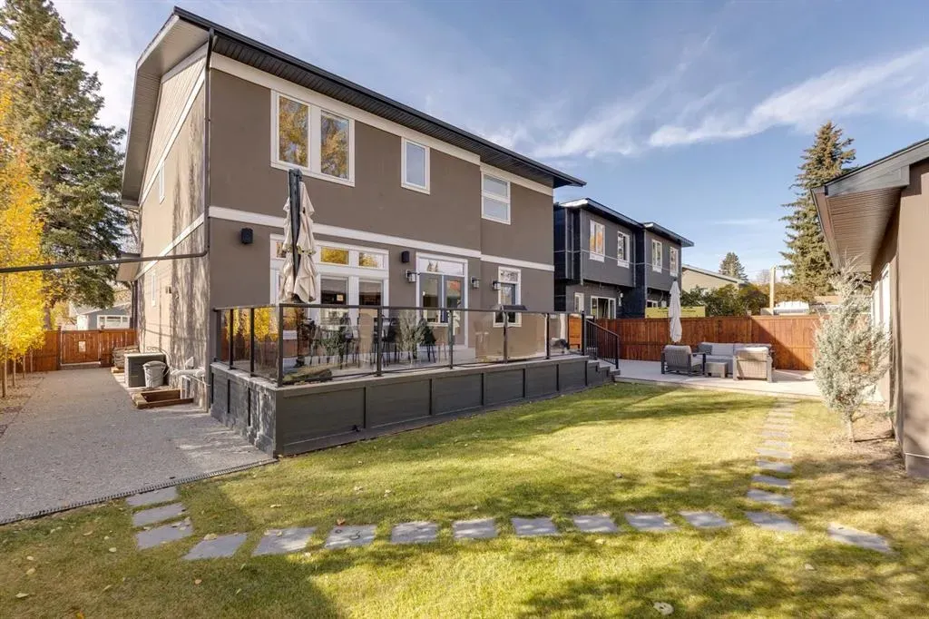 3312 Caribou Drive NW