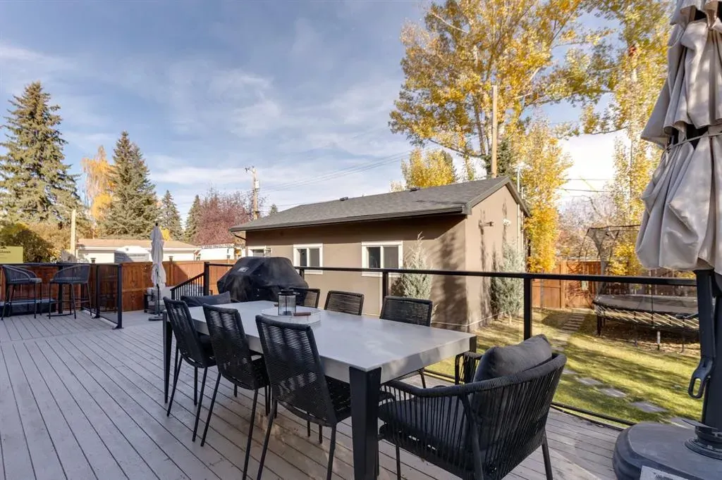 3312 Caribou Drive NW