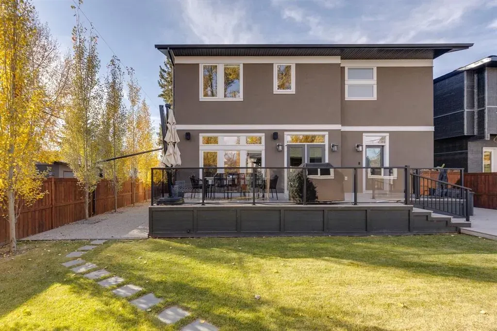 3312 Caribou Drive NW