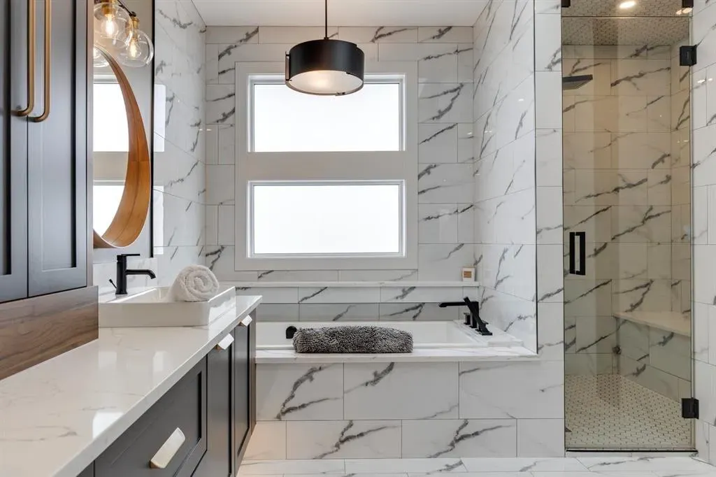 3312 Caribou Drive NW