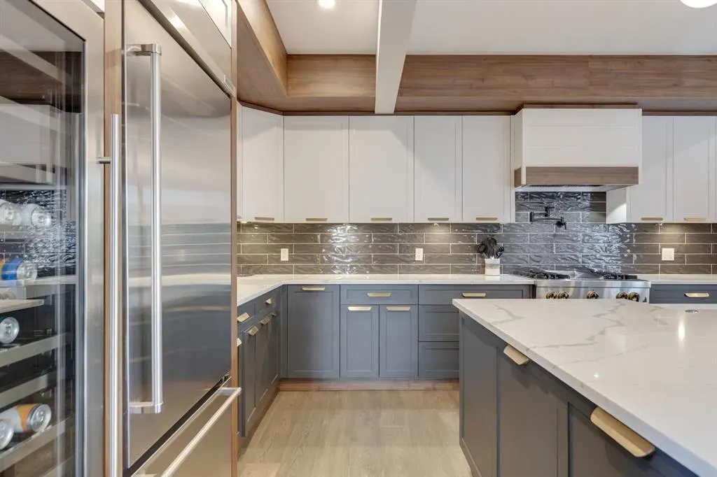 3312 Caribou Drive NW