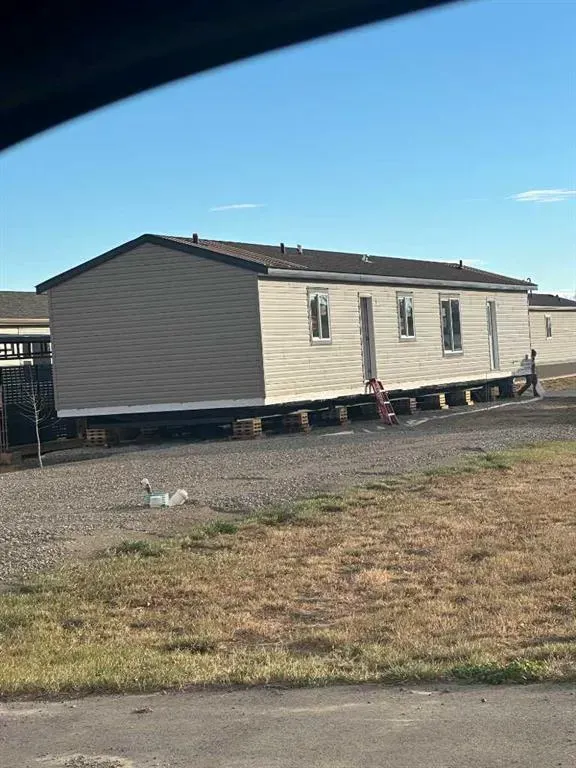 2014 Sunflower Crescent