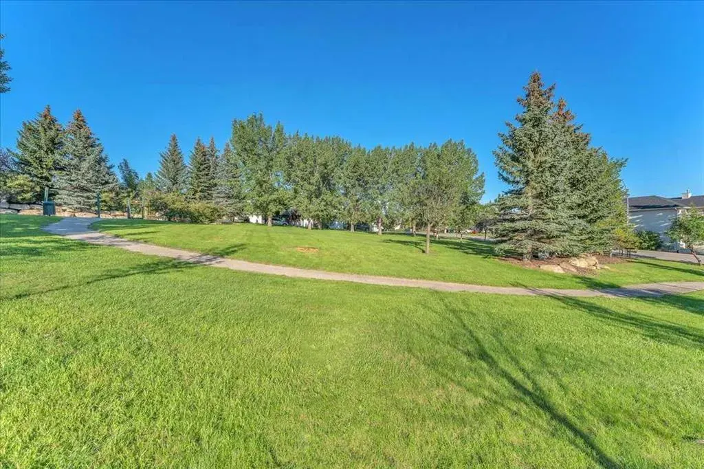 20 Tuscany Ridge Green NW