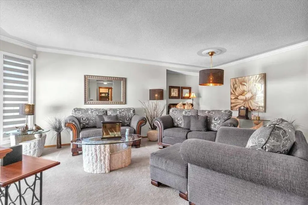 20 Tuscany Ridge Green NW