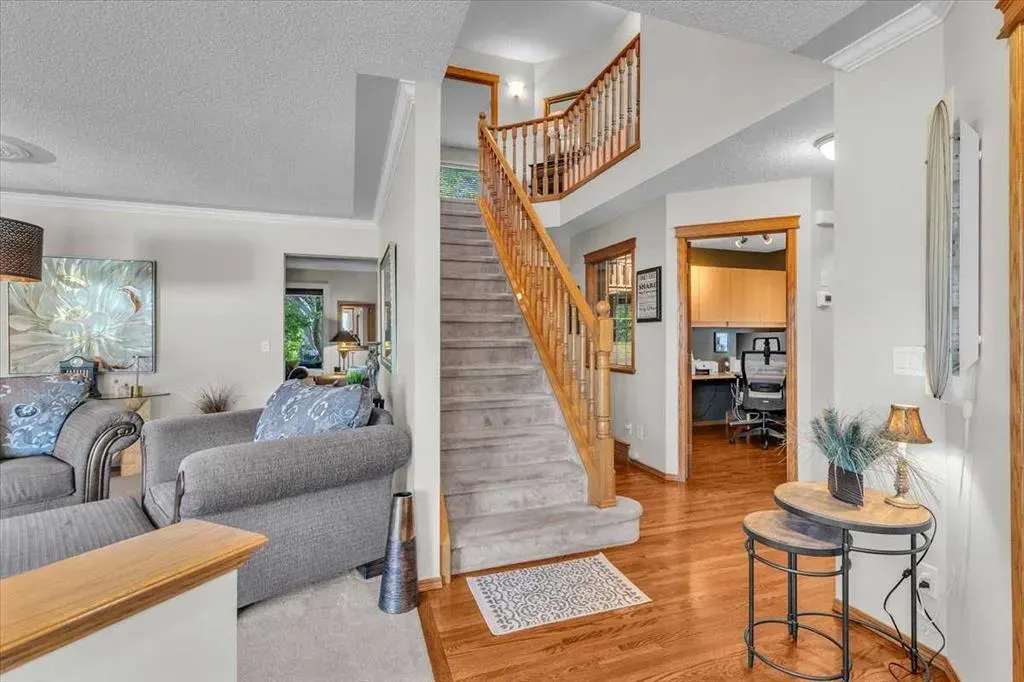 20 Tuscany Ridge Green NW