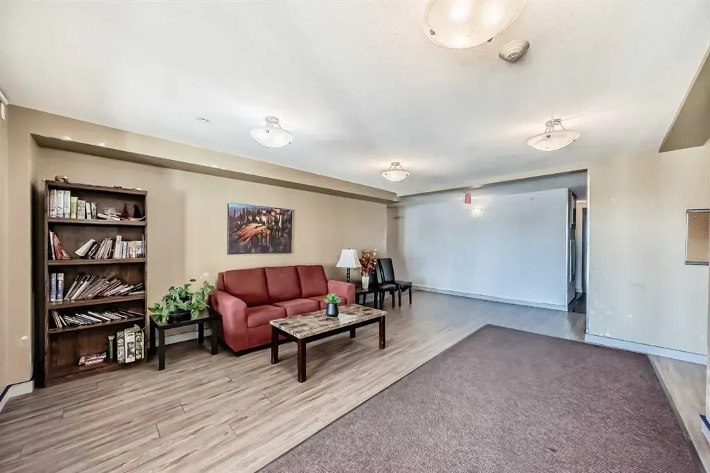 195 Kincora Glen Road NW, #412