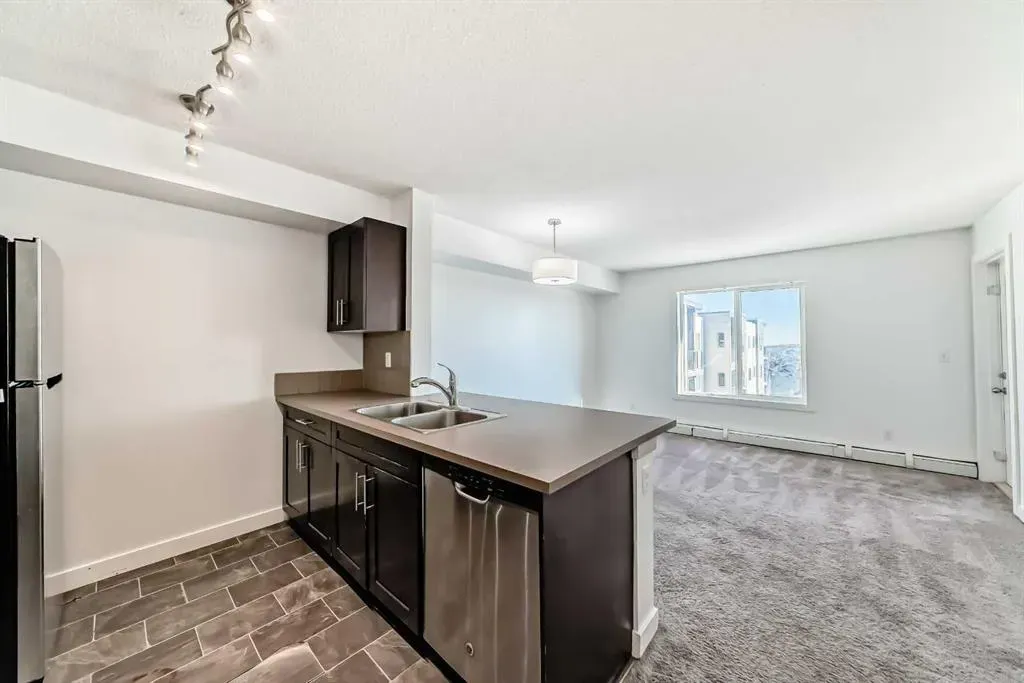 195 Kincora Glen Road NW, #412