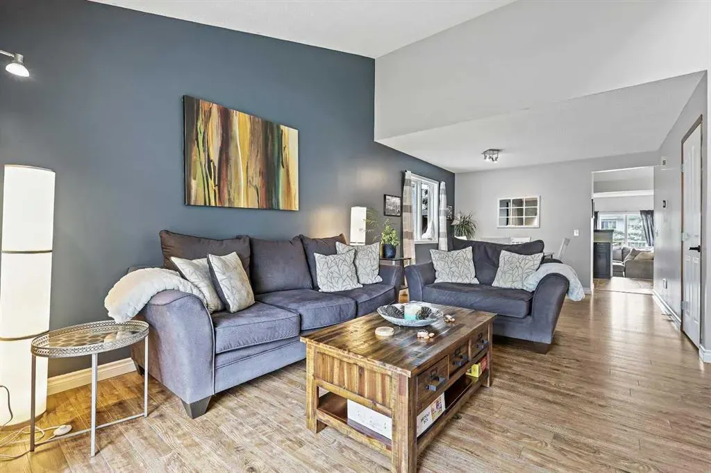 32 Millrise Crescent SW