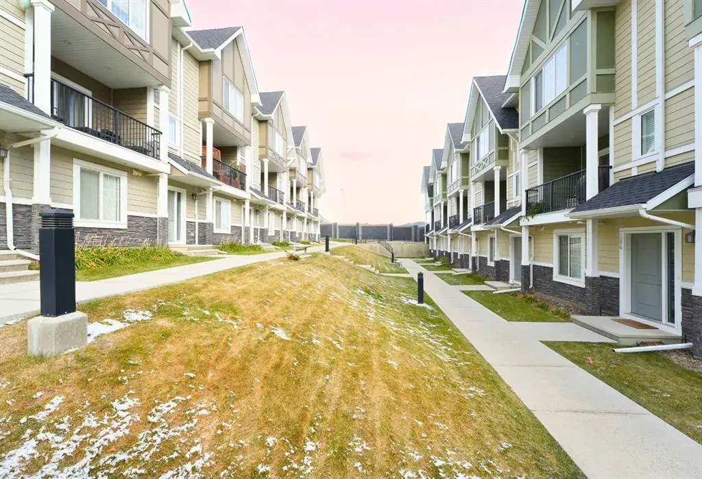 108 Nolanlake Villas NW