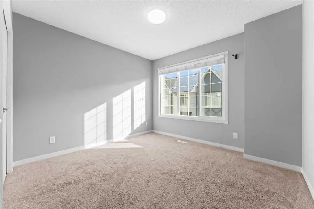 108 Nolanlake Villas NW