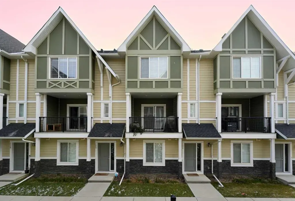 108 Nolanlake Villas NW