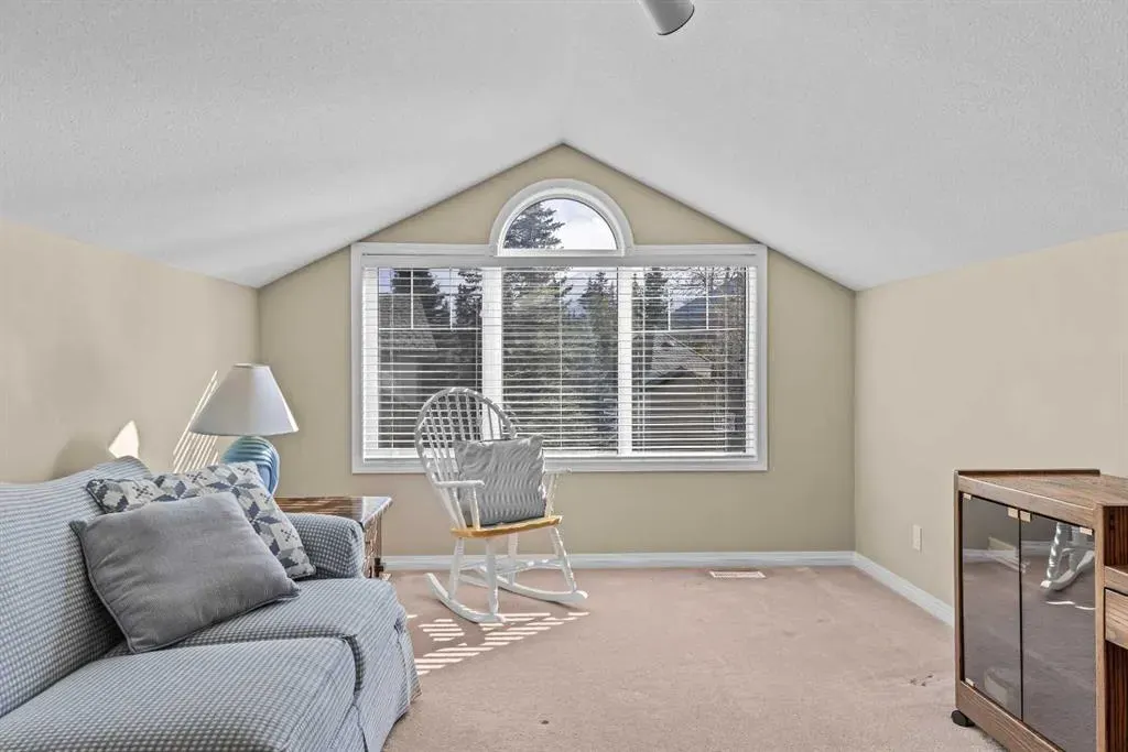 164 Rundle Drive, #18