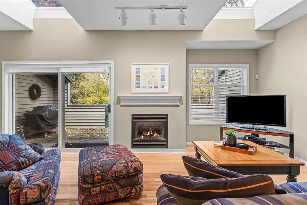 164 Rundle Drive, #18